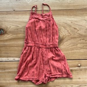 Cute romper in great condition!